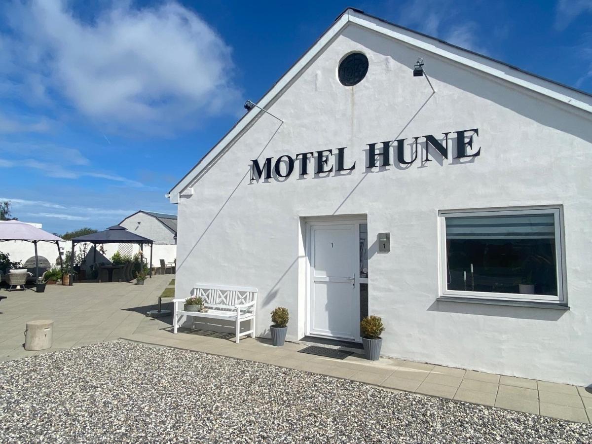 Motel Hune Apartments บล็อคฮูส ภายนอก รูปภาพ