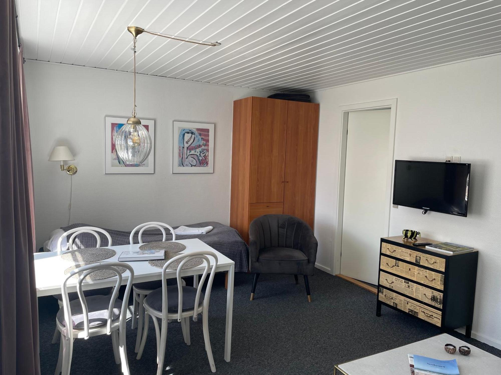 Motel Hune Apartments บล็อคฮูส ภายนอก รูปภาพ